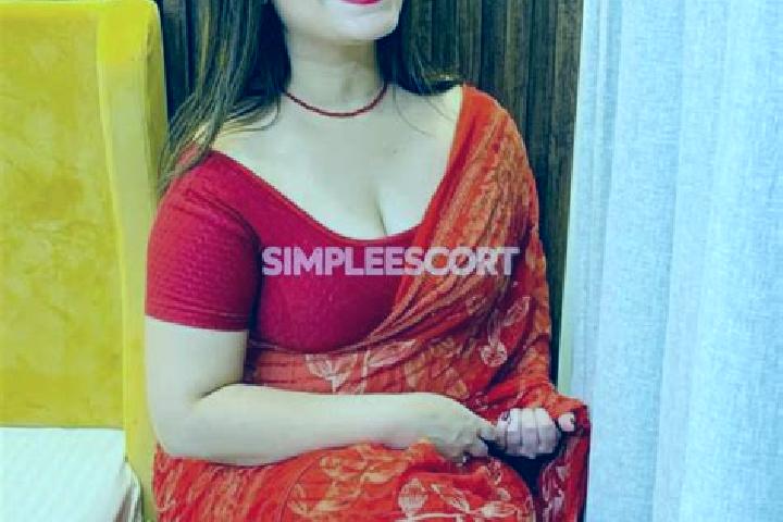 Clara, 38 — Escort in Howrah, India
