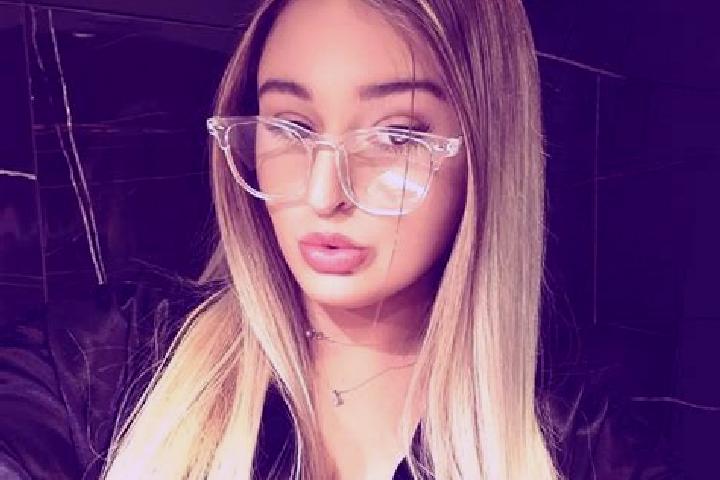 Clara, 38 — Escort in Poiana Mare, Romania