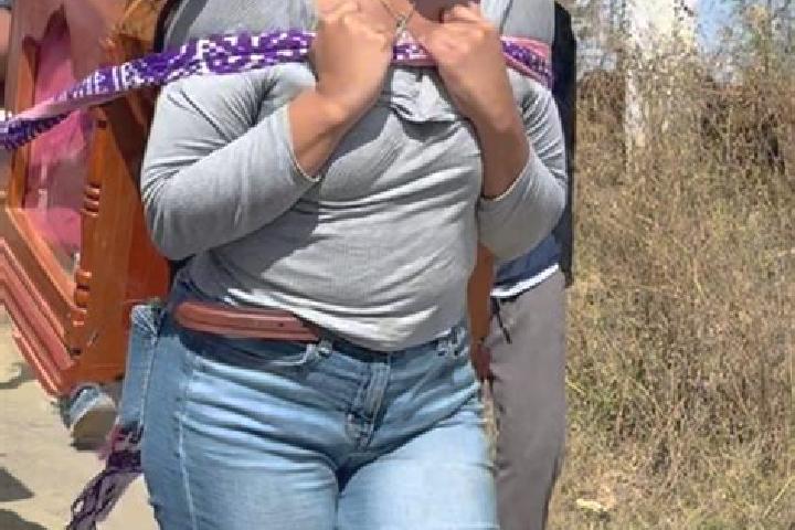 Clara, 38 — Escort in Tlacotenco, Mexico