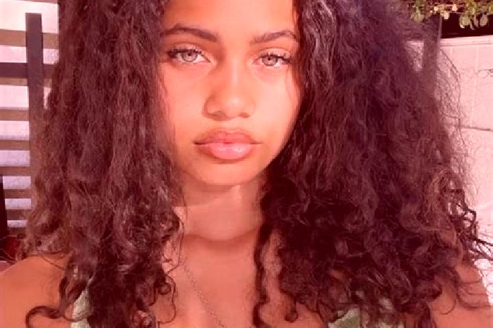 Clara, 39, a blonde amber-eyed mixed companion based in Riasi. Offering 69, Deep French Kissing, GFE. Available for incall and outcall, overnight bookings av...