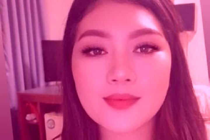 Clara, 39, a brunette dark-eyed asian companion based in Samatigila. Offering Couples, Overnight, Domination, Travel Companion. Available for incall and outc...