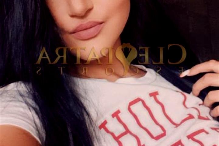 Clara, 39, a brunette grey-eyed asian companion based in Tecovice. Offering Dinner Date, Tantra, Striptease. Available for incall and outcall, day and evenin...