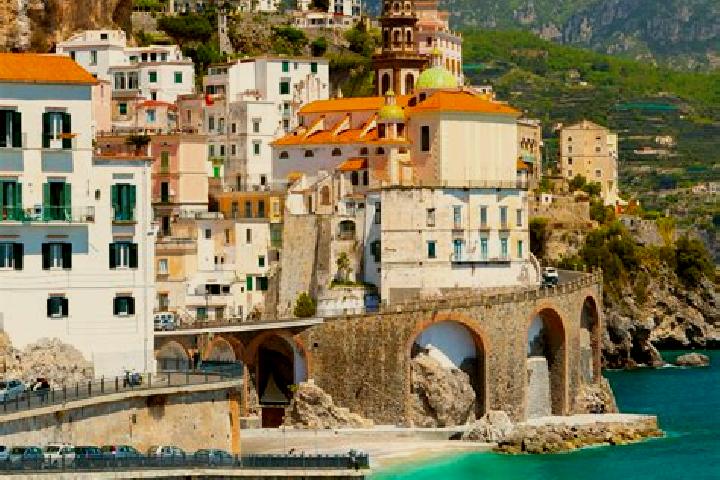 Clara, 39 — Escort in Leuca, Italy