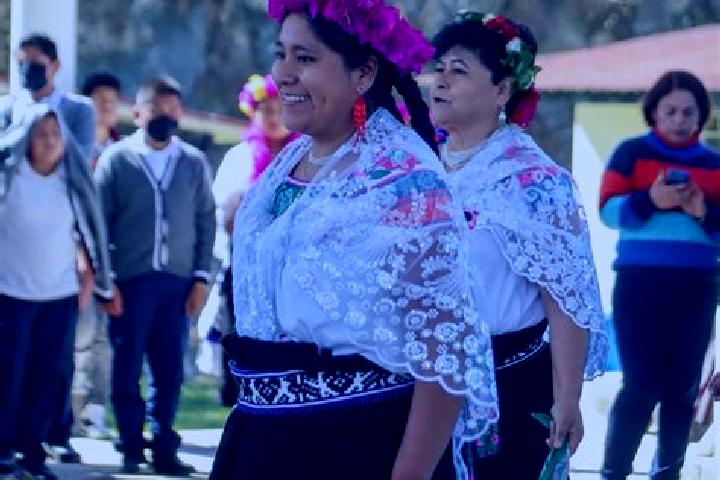 Clara, 39 — Escort in San Miguel Atlamajac, Mexico