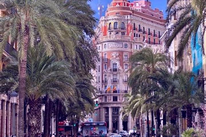 Clara, 39 — Escort in Talavan, Spain