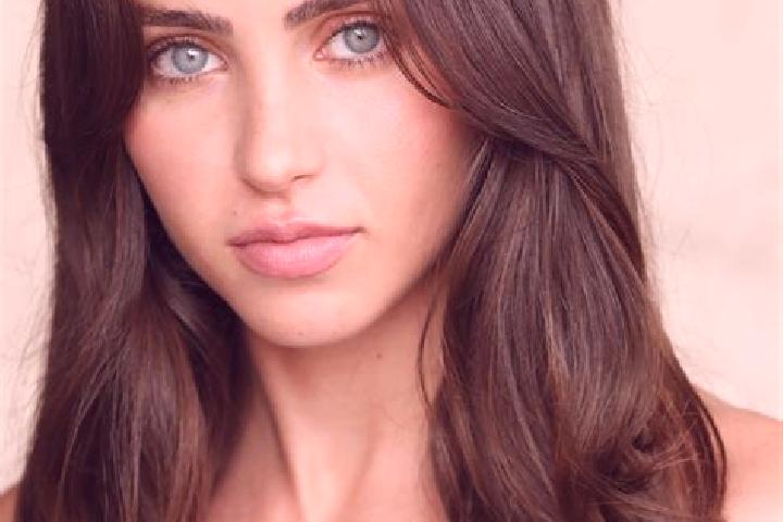 Eleanor, 20, a brunette brown-eyed middle eastern companion based in Mason City. Offering Overnight, Girlfriend Experience, Roleplay. Available for incall an...