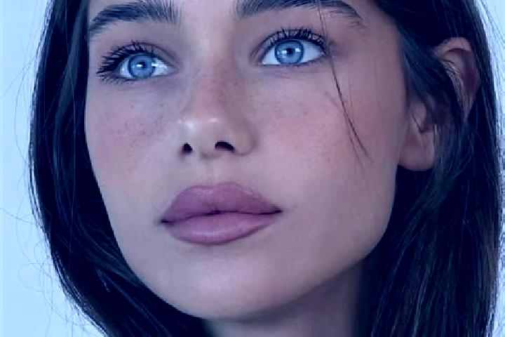 Eleanor, 20, a brunette grey-eyed caucasian companion based in Rolim de Moura. Offering Party Girl, CIM, Girlfriend Experience. Available for incall and outc...