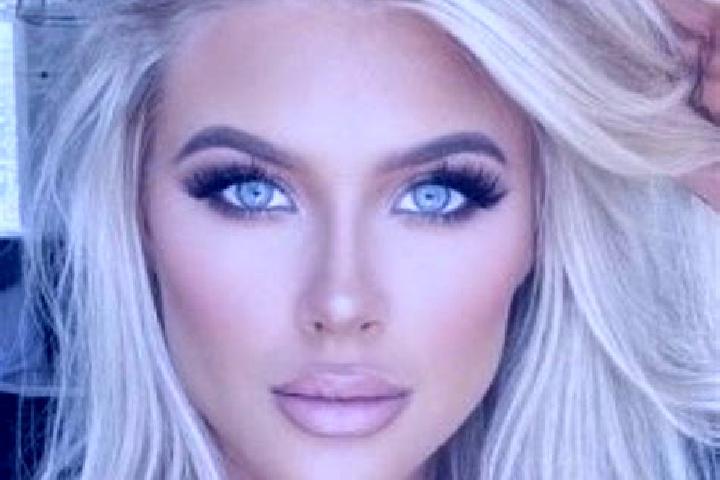 Eleanor, 20, a platinum blonde grey-eyed middle eastern companion based in Dibate. Offering Dinner Date, Girlfriend Experience, Striptease, 69. Available for...