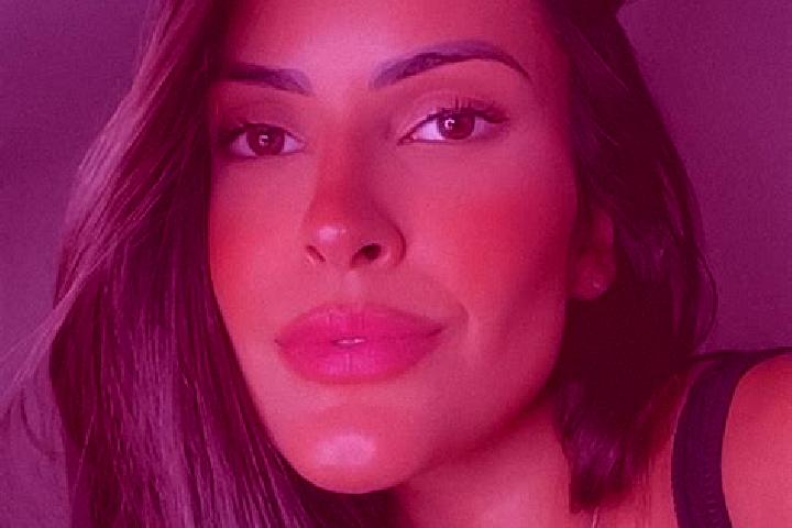 Eleanor, 20 — Escort in Costa Marques, Brazil