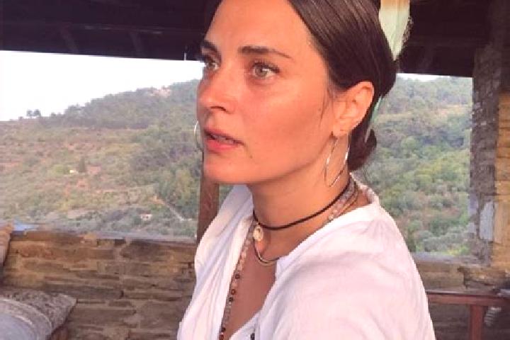 Eleanor, 20 — Escort in Guerbuez, Turkey