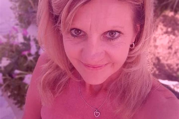 Eleanor, 20 — Escort in Hazlov, Czech Republic