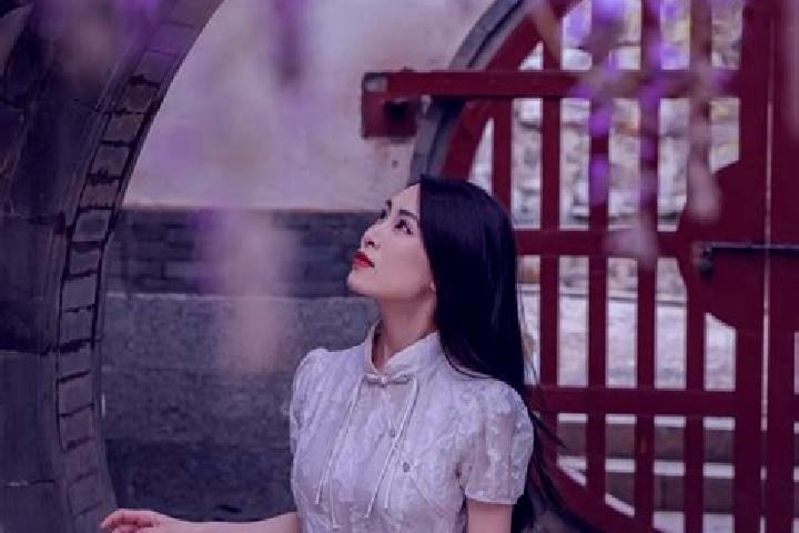 Eleanor, 20 — Escort in Huangshanguan, China