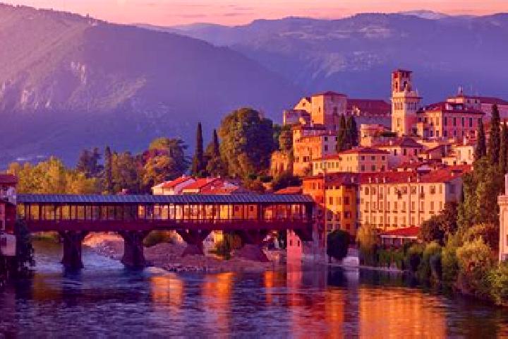 Eleanor, 20 — Escort in Pove del Grappa, Italy