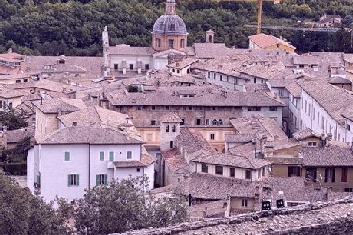 Eleanor, 20 — Escort in Robbio, Italy