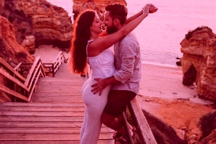 Eleanor, 20 — Escort in Shales, Albania