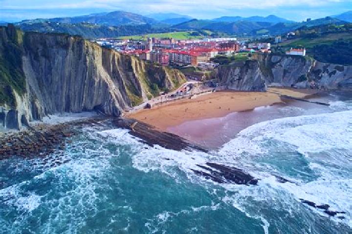 Eleanor, 20 — Escort in Zumaia, Spain