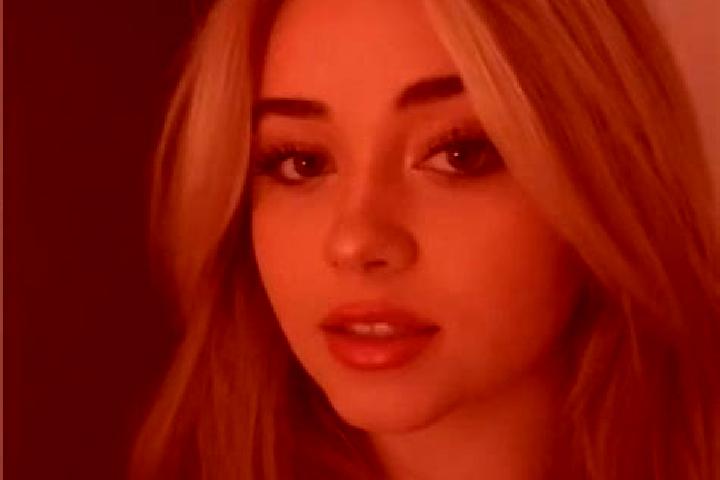 Eleanor, 21, a blonde hazel-eyed ebony companion based in Wolvercote. Offering Girlfriend Experience, A-Level, Dinner Date, Domination. Available for incall ...