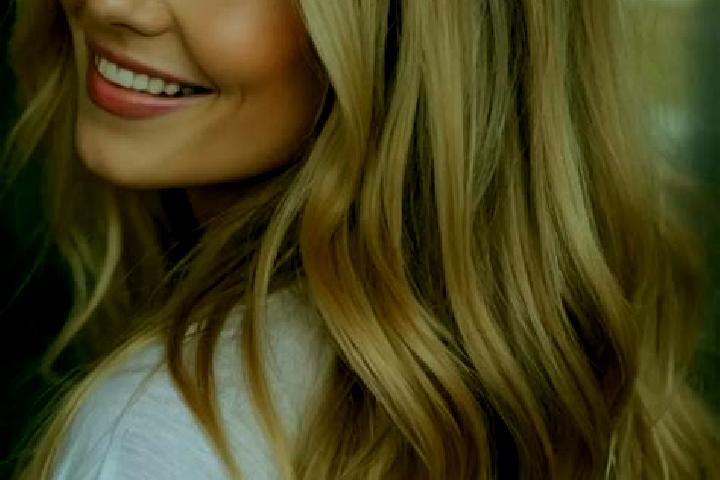 Eleanor, 21, a blonde hazel-eyed middle eastern companion based in Sutton Courtenay. Offering Domination, Overnight, Striptease, Roleplay. Available for inca...