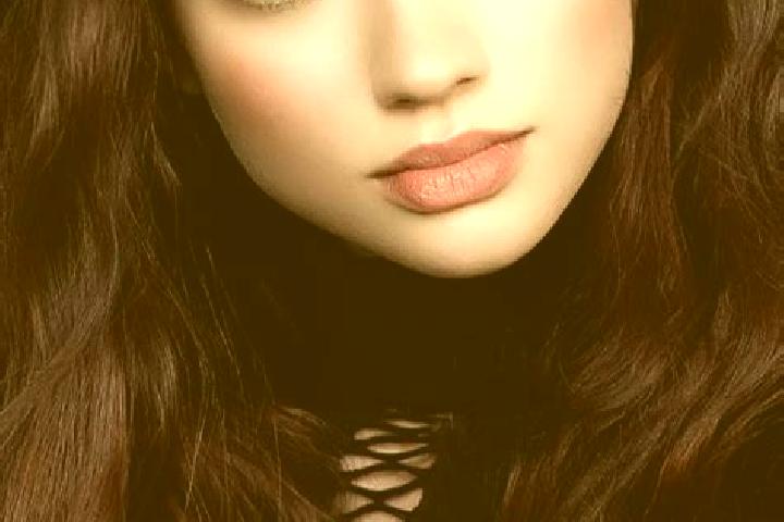 Eleanor, 21, a brunette dark-eyed european companion based in Osmaci. Offering OWO, Travel Companion, CIM, Tantra. Available for incall and outcall, overnigh...