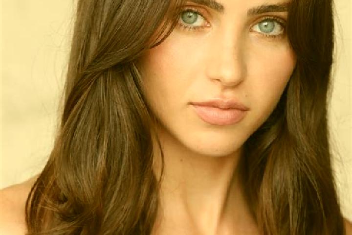 Eleanor, 21, a brunette dark-eyed latina companion based in Sunyer. Offering CIM, Prostate Massage, GFE, Deep French Kissing, Domination. Available for incal...