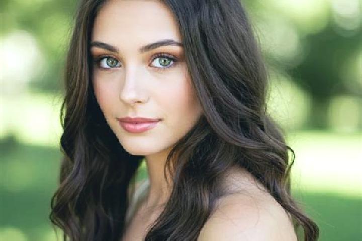 Eleanor, 21, a brunette hazel-eyed mediterranean companion based in Selattanpatti. Offering Roleplay, Duos, CIM, Overnight, Party Girl. Available for incall ...