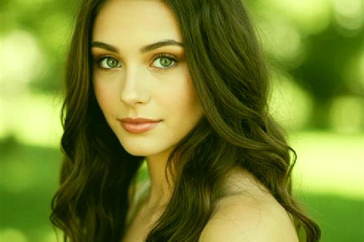 Eleanor, 21, a brunette hazel-eyed mixed companion based in Arta Terme. Offering Party Girl, CIM, Roleplay, Prostate Massage. Available for incall and outcal...