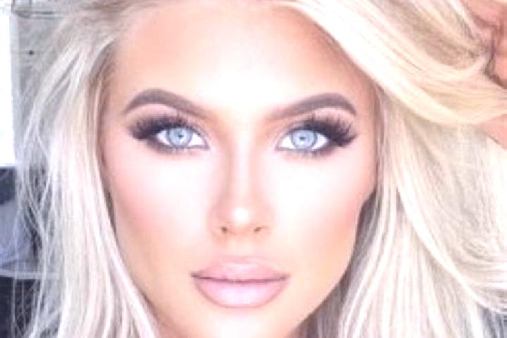 Eleanor, 21, a platinum blonde brown-eyed caucasian companion based in Dobsina. Offering OWO, Massage, Prostate Massage. Available for incall and outcall, da...
