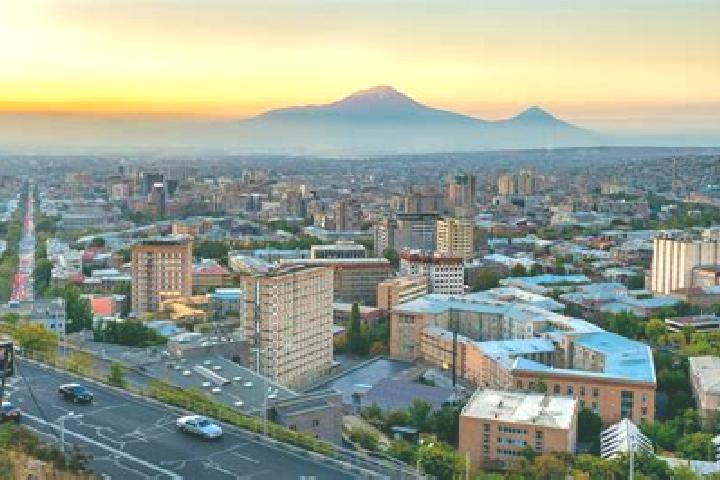 Eleanor, 21 — Escort in Haykashen, Armenia