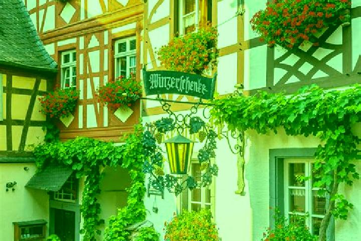Eleanor, 21 — Escort in Kleinlangenfeld, Germany