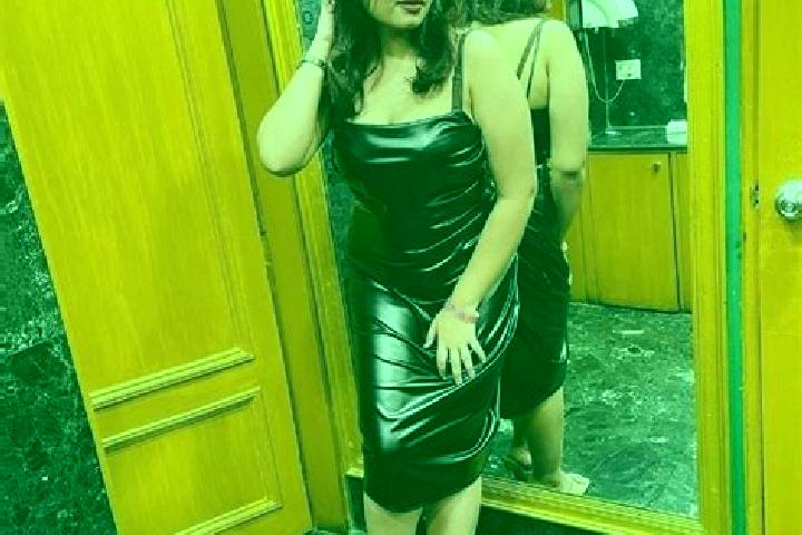 Eleanor, 21 — Escort in Noida, India
