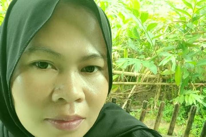 Eleanor, 21 — Escort in Panyindangan, Indonesia