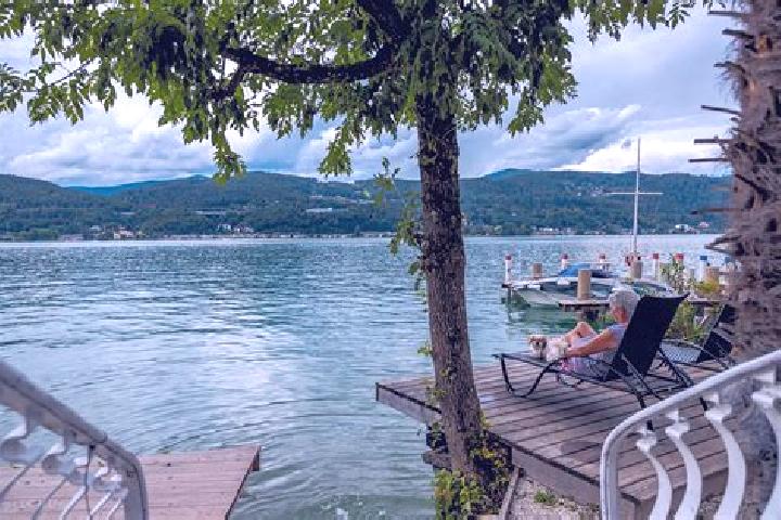 Eleanor, 21 — Escort in Schiefling am See, Austria
