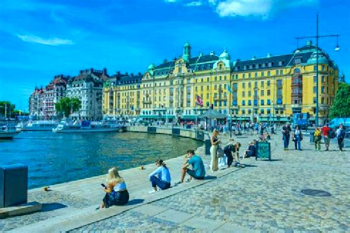 Eleanor, 21 — Escort in Soederakra, Sweden