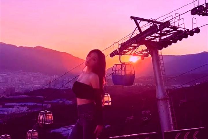 Eleanor, 21 — Escort in Yunxiang, China
