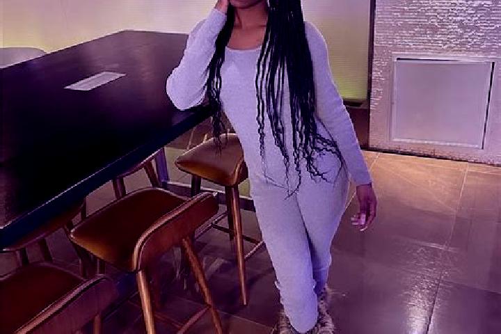 Eleanor, 22, a black blue-eyed european companion based in Park Slope. Offering Fetish, Dinner Date, Duos. Available for incall and outcall, overnight bookin...