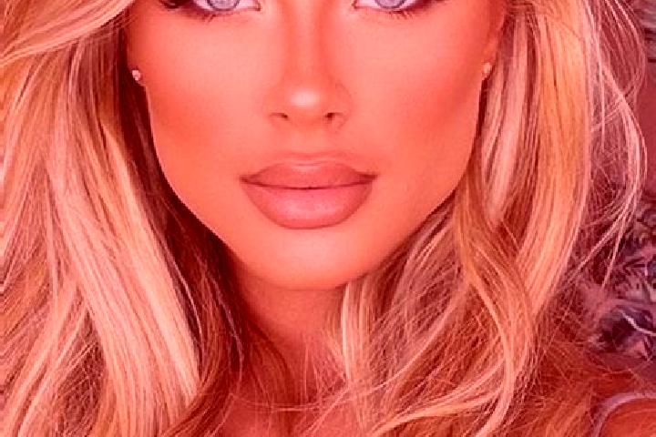 Eleanor, 22, a blonde hazel-eyed latina companion based in Mungia. Offering Massage, Girlfriend Experience. Available for incall and outcall, day and evening...