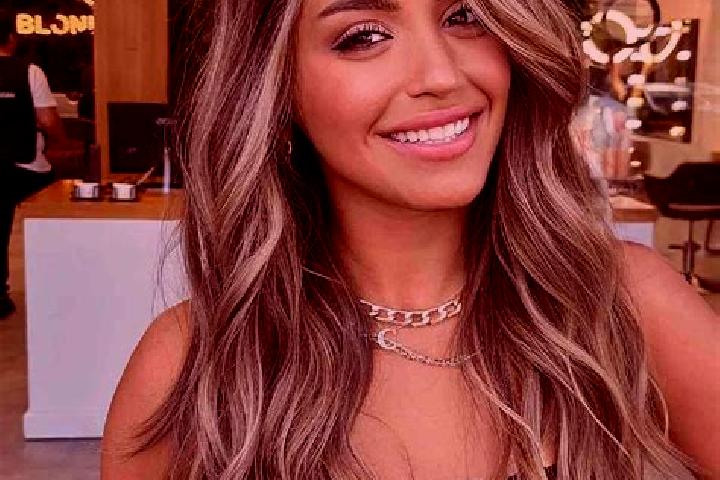 Eleanor, 22, a dark blonde grey-eyed latina companion based in Reform. Offering GFE, Travel Companion, Couples, Domination. Available for incall and outcall,...