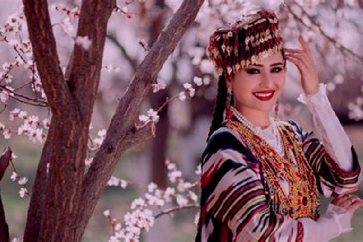 Eleanor, 22 — Escort in Hazorasp, Uzbekistan