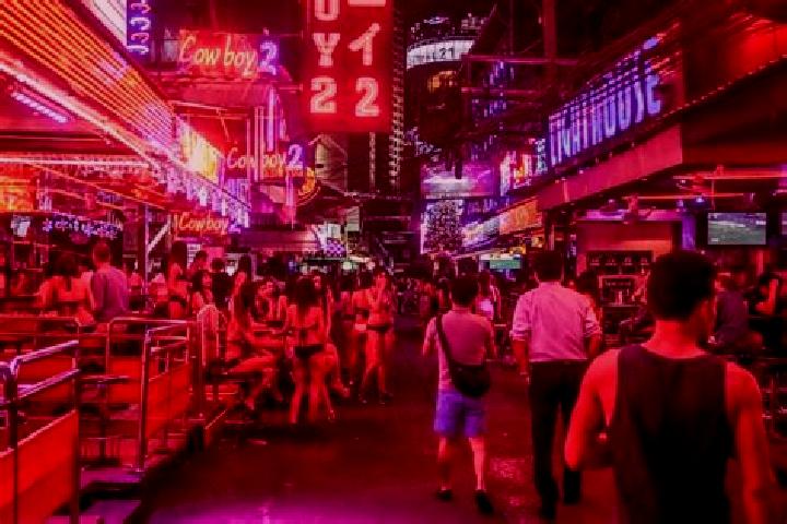 Eleanor, 22 — Escort in Lan Krabue, Thailand
