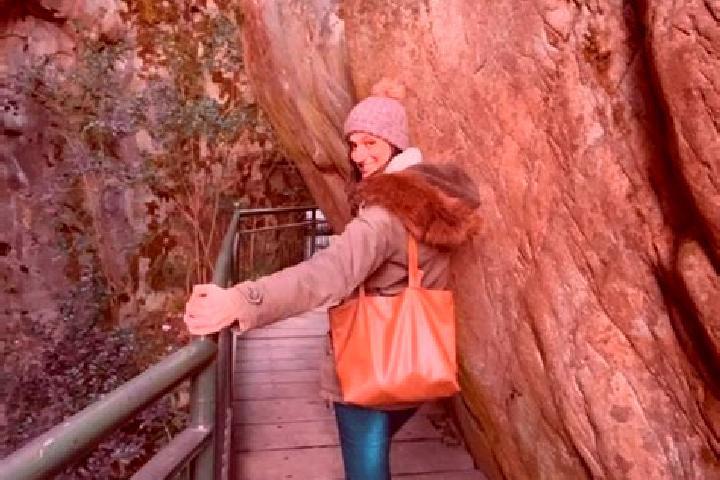 Eleanor, 22 — Escort in Morterone, Italy