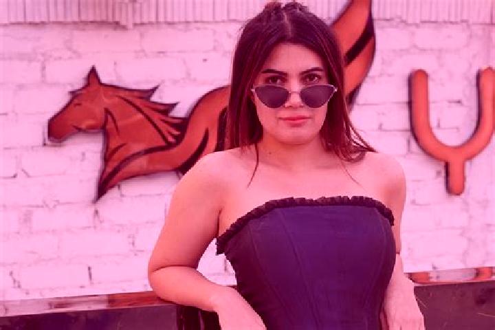 Eleanor, 22 — Escort in New Delhi, India