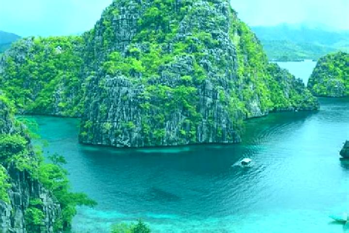 Eleanor, 22 — Escort in Santa Paz, Philippines