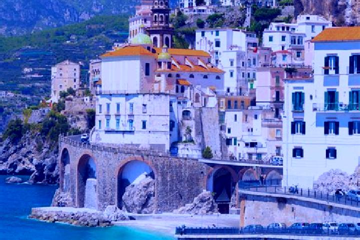 Eleanor, 22 — Escort in Torchiarolo, Italy