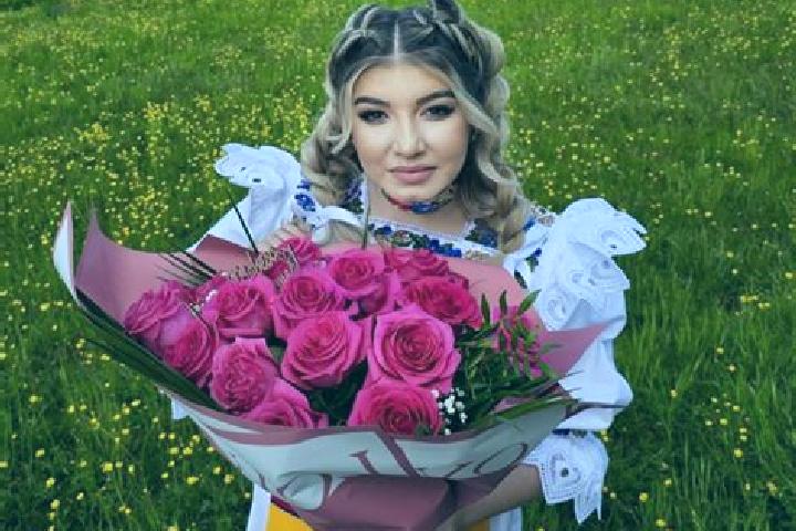 Eleanor, 22 — Escort in Vadu Izei, Romania