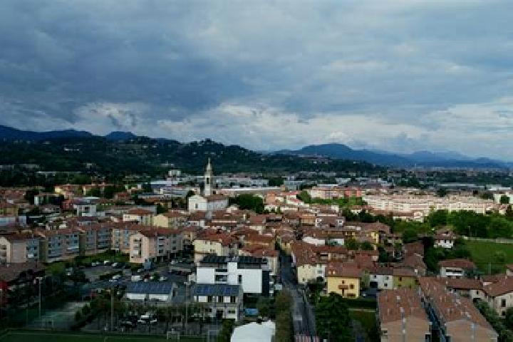 Eleanor, 22 — Escort in Verdello, Italy