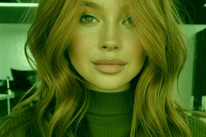 Eleanor, 23, a auburn grey-eyed caucasian companion based in Vries. Offering Deep French Kissing, Fetish, A-Level. Available for incall and outcall, overnigh...