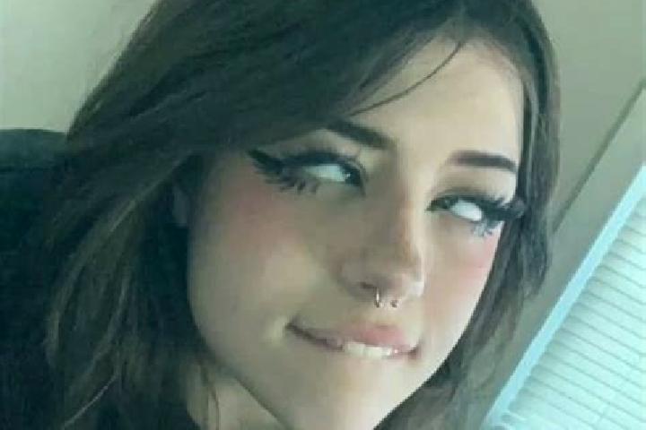 Eleanor, 23, a black dark-eyed mixed companion based in Yarimtepe. Offering Overnight, OWO. Available for incall and outcall, day and evening dates.