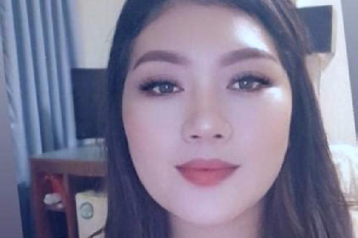 Eleanor, 23, a black grey-eyed asian companion based in Cristal. Offering Prostate Massage, Dinner Date, Massage. Available for incall and outcall, overnight...