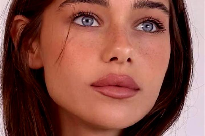 Eleanor, 23, a brunette blue-eyed caribbean companion based in Sessa Aurunca. Offering Overnight, Party Girl, Fetish, Roleplay. Available for incall and outc...