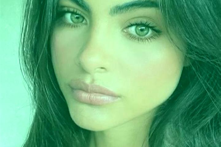 Eleanor, 23, a brunette dark-eyed caribbean companion based in Milos. Offering A-Level, Overnight, Fetish. Available for incall and outcall, overnight bookin...